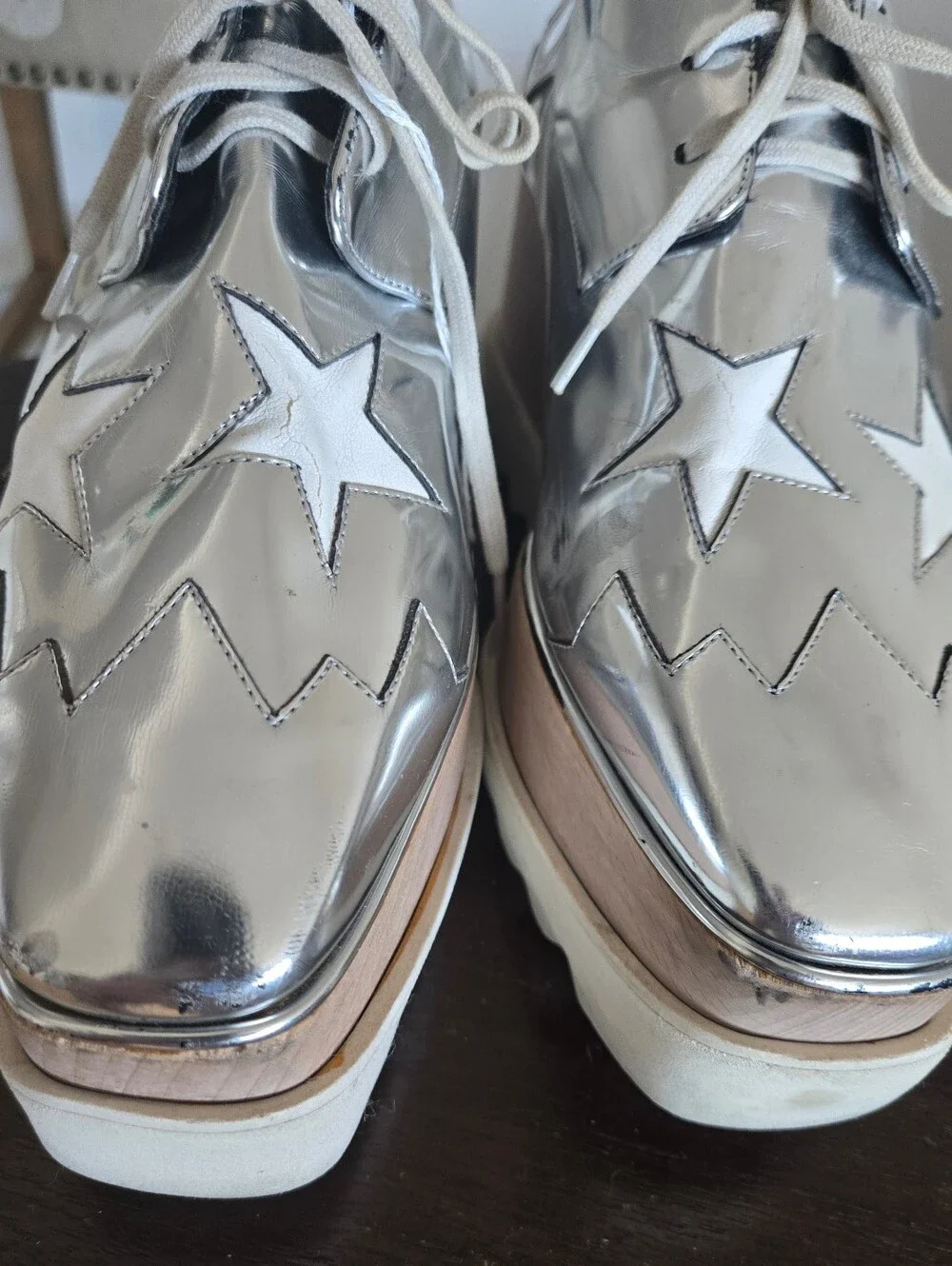 Stella McCarthy Metallic Silver 'Elyse' Platform Sneaker SZ39